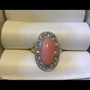 Avon Oval Pink Stone /& Rhinestone Ring